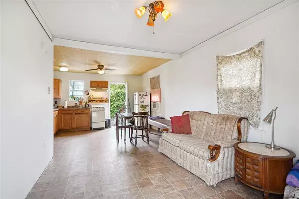 New Orleans, LA 70122,3025 DEERS ST