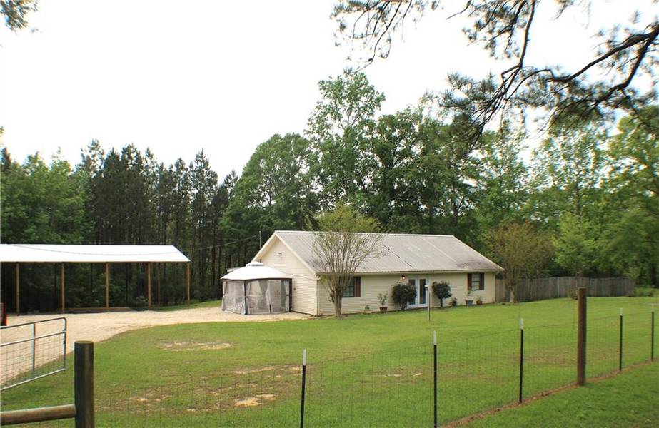 200 LEES CREEK RD, Bogalusa, LA 70427