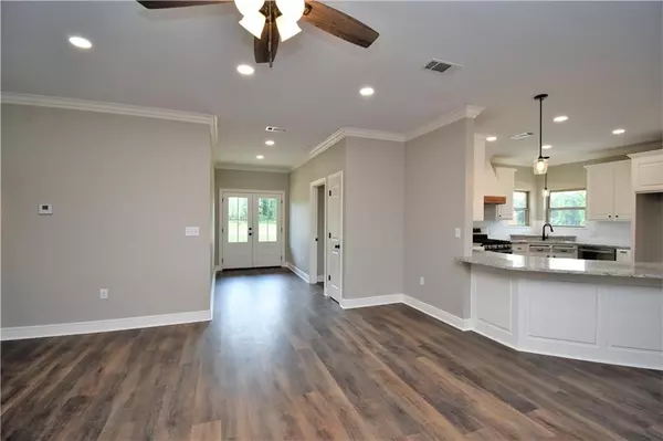 Dry Prong, LA 71423,478 SOPHIE LN