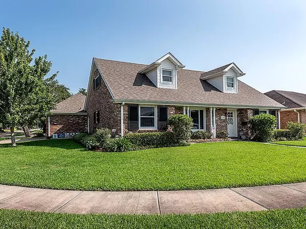 Metairie, LA 70003,4609 GREEN ACRES CT