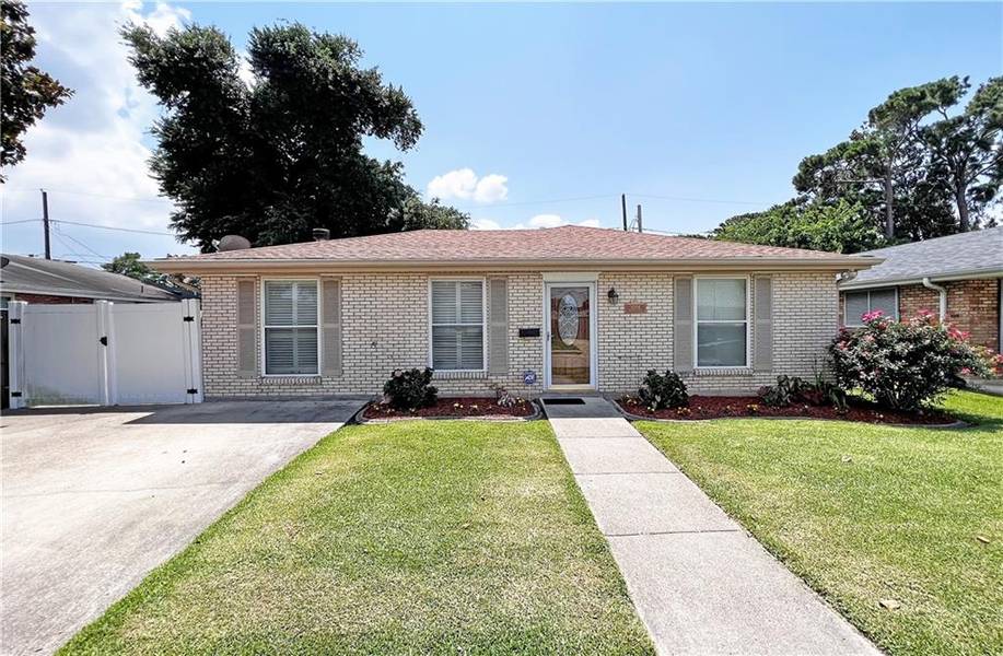 2004 BELMONT PL, Metairie, LA 70001