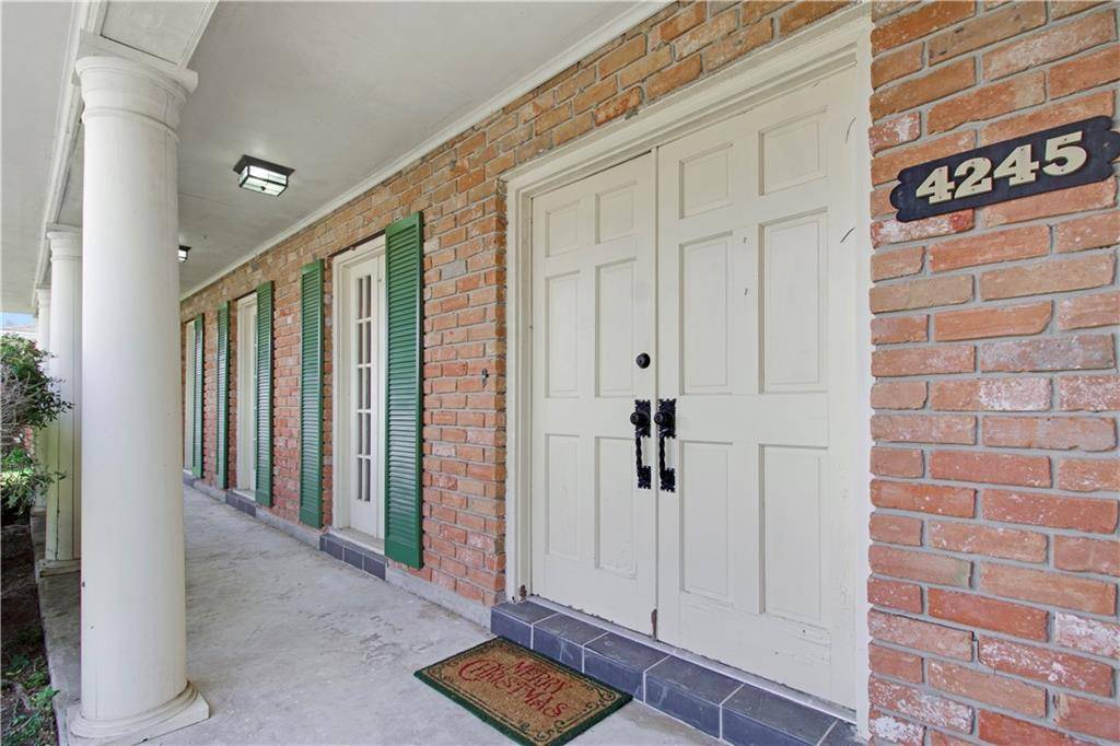 Kenner, LA 70065,4245 POMMARD DR