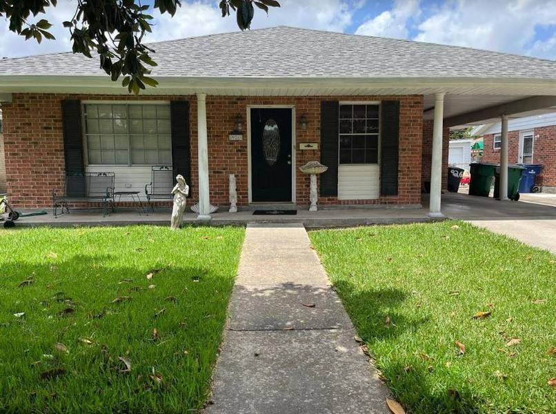 926 E WILLIAM DAVID Pkwy, Metairie, LA 70005