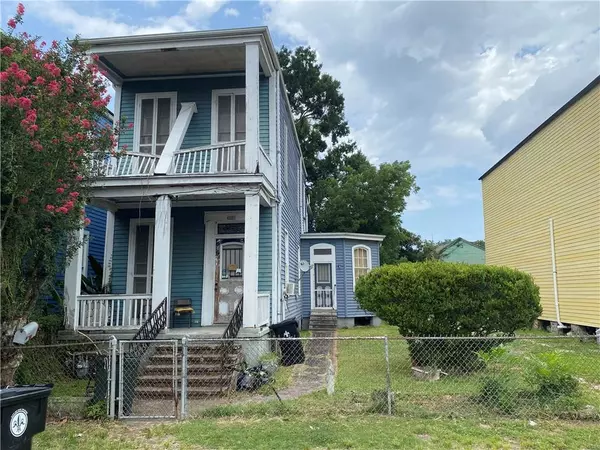 1009 PLEASANT ST, New Orleans, LA 70115
