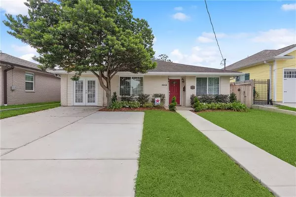 3813 LAKE VILLA DR, Metairie, LA 70002