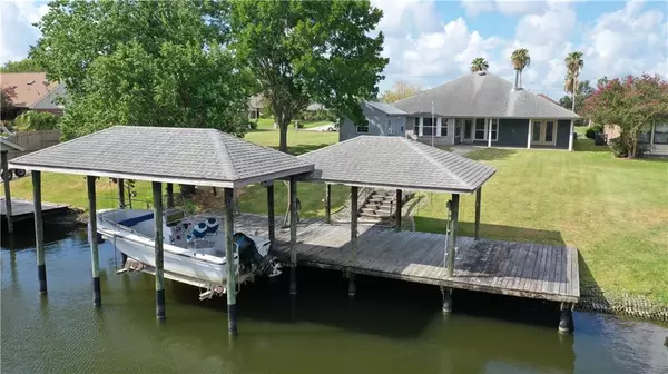Slidell, LA 70458,126 MOONRAKER DR