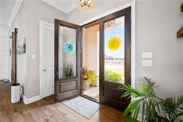 Alexandria, LA 71303,6112 MARTHAS DR