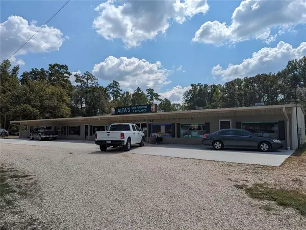 Albany, LA 70711,19514 FLORIDA BLVD