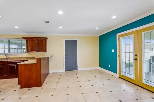 Arabi, LA 70032,421 OCELOT DR