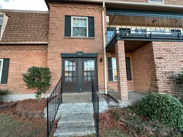 3110 EDENBORN AVE #302, Metairie, LA 70002