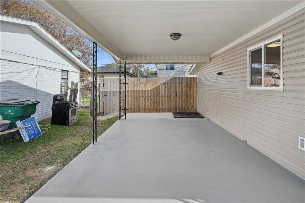 Terrytown, LA 70056,633 DIPLOMAT ST ST