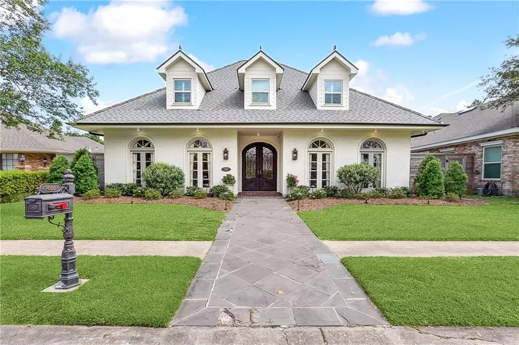 Harahan, LA 70123,7408 STONELEIGH DR