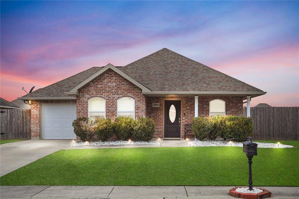300 ALLIE LN, Luling, LA 70070