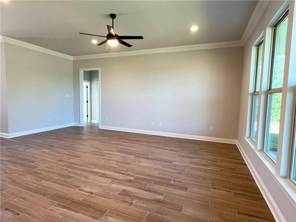 Hammond, LA 70403,19285 CHELWOOD CT