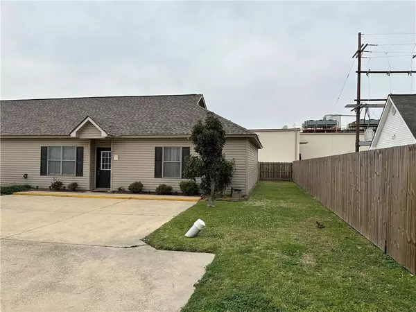 Gramercy, LA 70052,804 N PINE ST #E