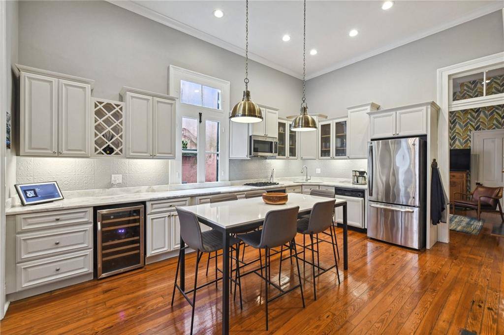 New Orleans, LA 70116,822 GOV NICHOLLS ST #1