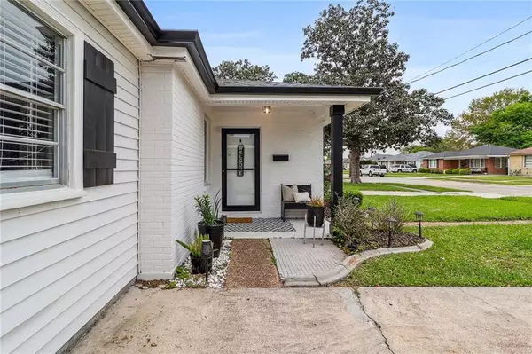 Metairie, LA 70003,325 N ATLANTA ST