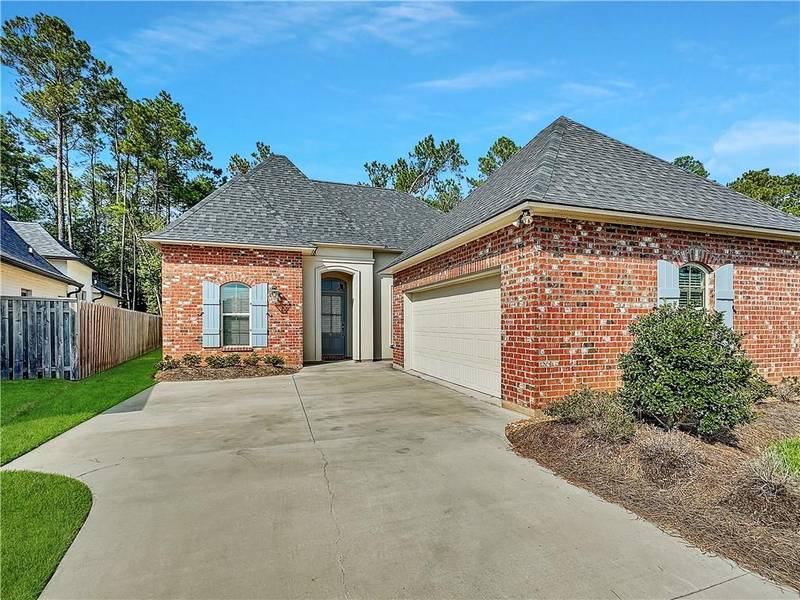 3045 LOST LAKE LN, Madisonville, LA 70447