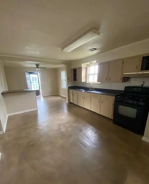 Marrero, LA 70072,601 EISEMAN ST