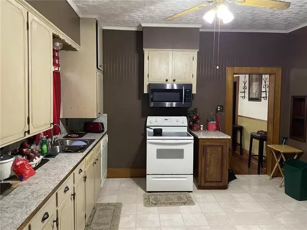 Ville Platte, LA 70586,120 DAISY LN