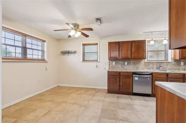 Chalmette, LA 70043,3401 DELILLE ST