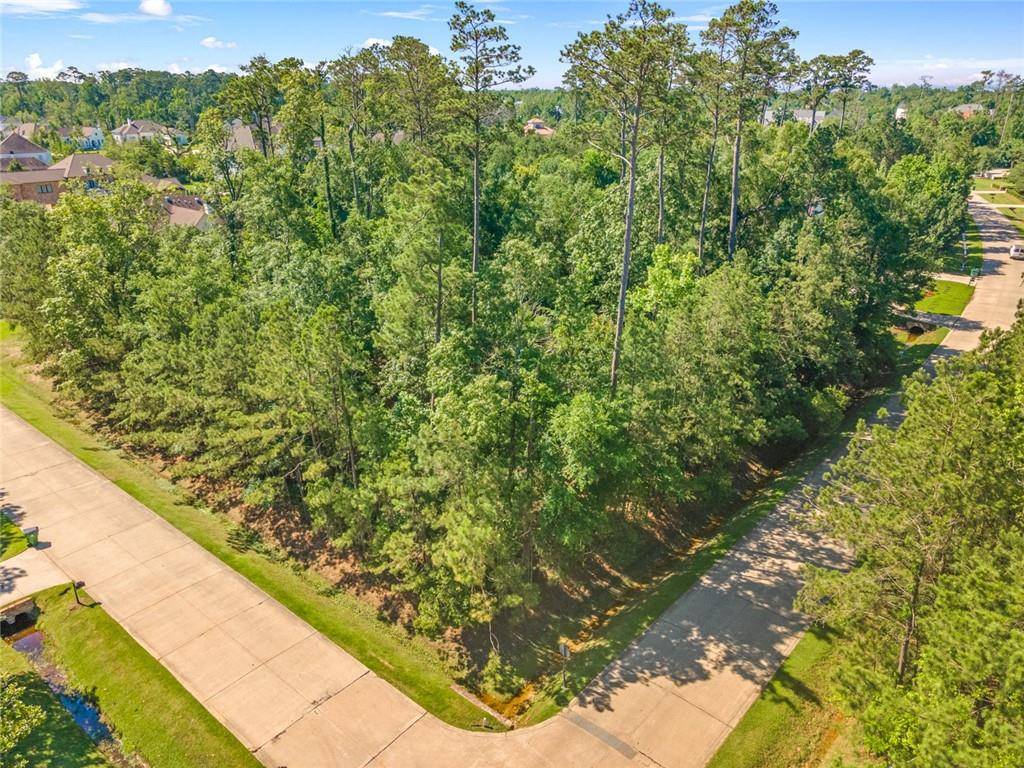 10 PINTAIL TRCE, Mandeville, LA 70471