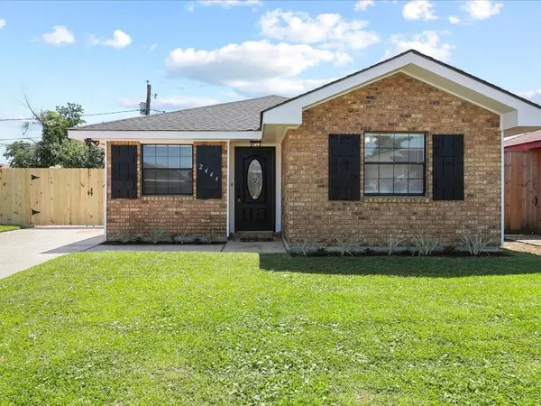 2444 YORKTOWNE DR, La Place, LA 70068