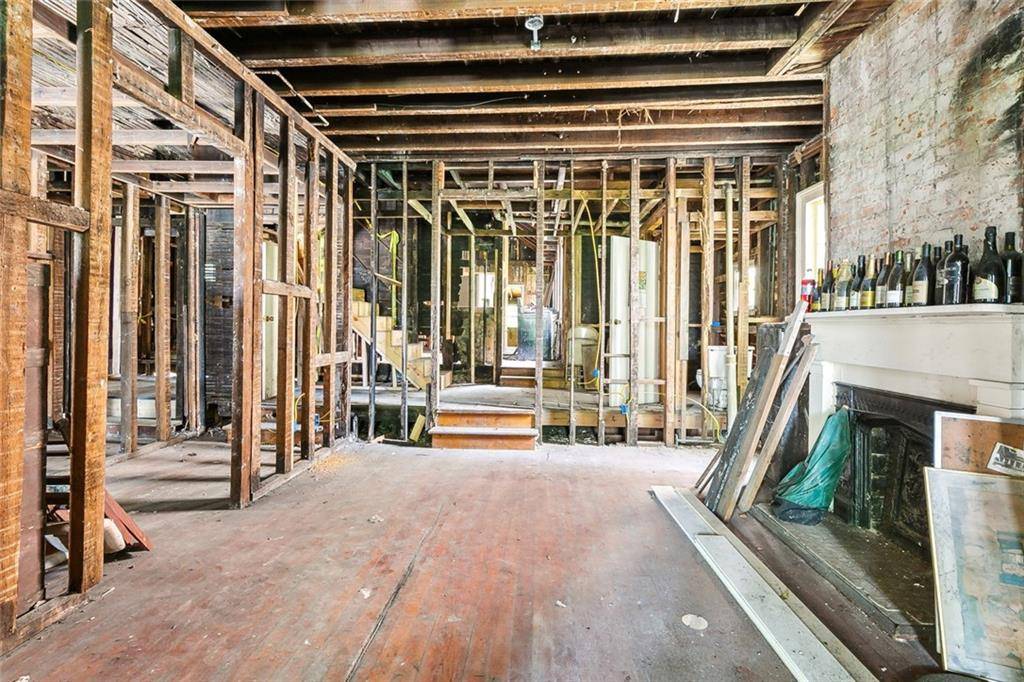 New Orleans, LA 70114,311 BELLEVILLE ST