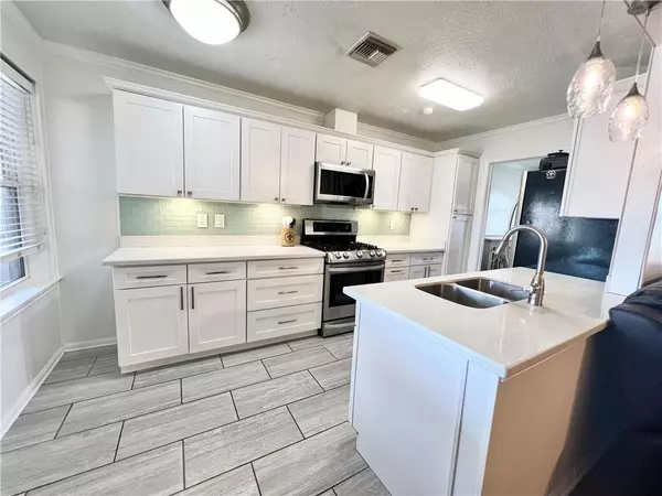 River Ridge, LA 70123,8801 CROCHET AVE