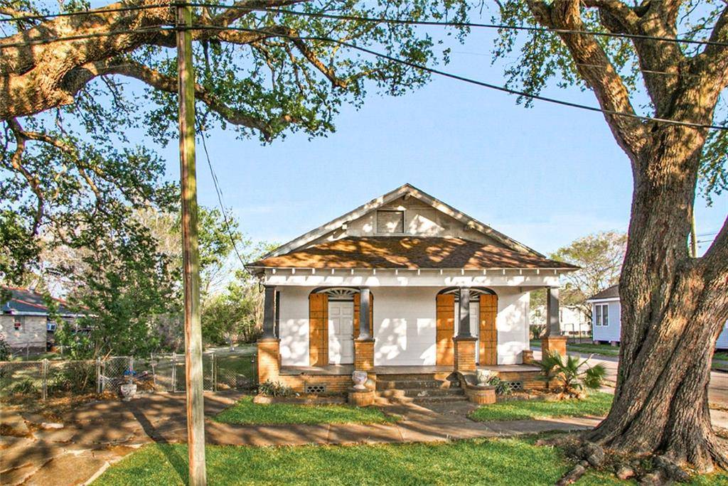 New Orleans, LA 70117,901 03 JOURDAN AVE