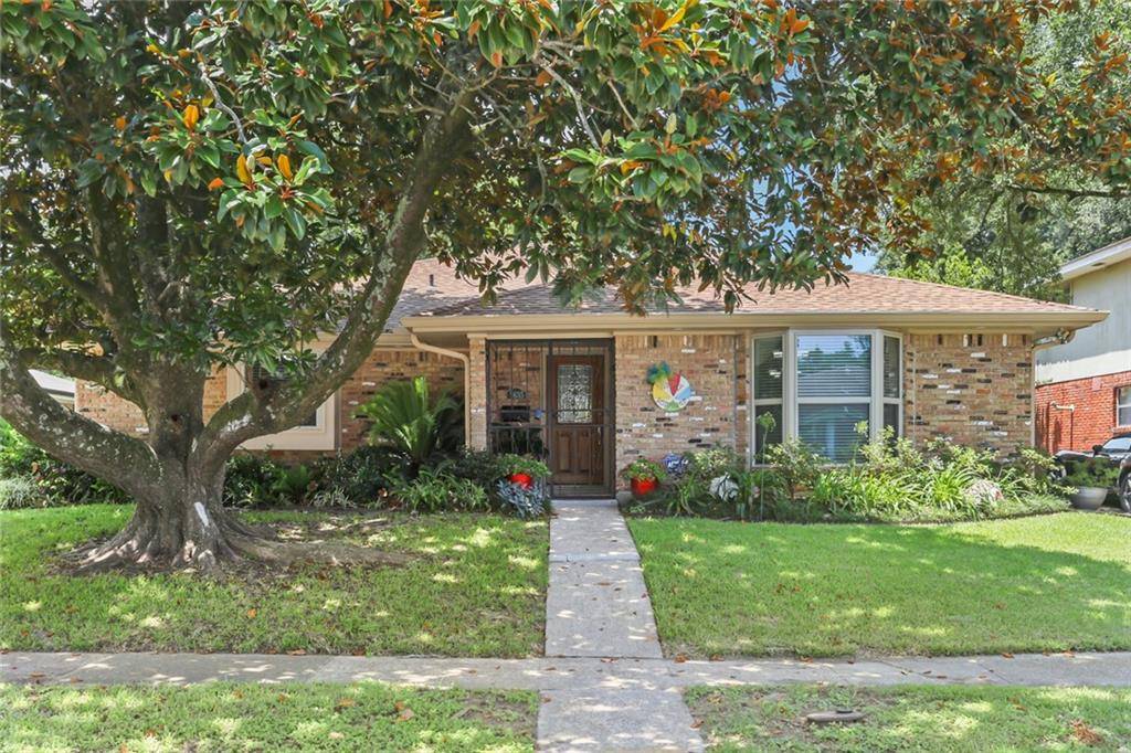5635 BRIGHTON PL, New Orleans, LA 70131