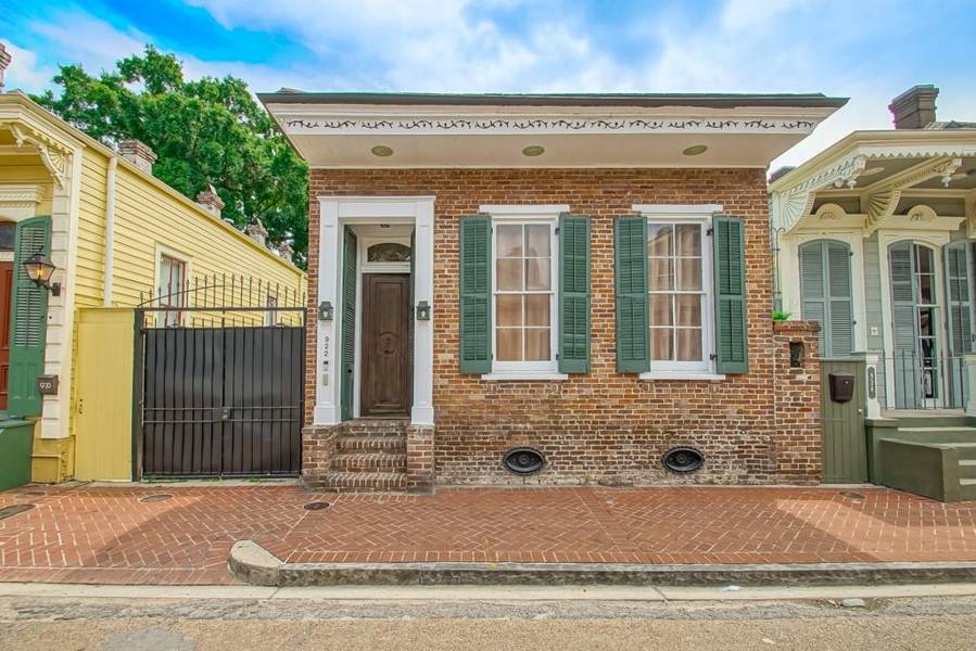 922 ST PETER ST, New Orleans, LA 70116