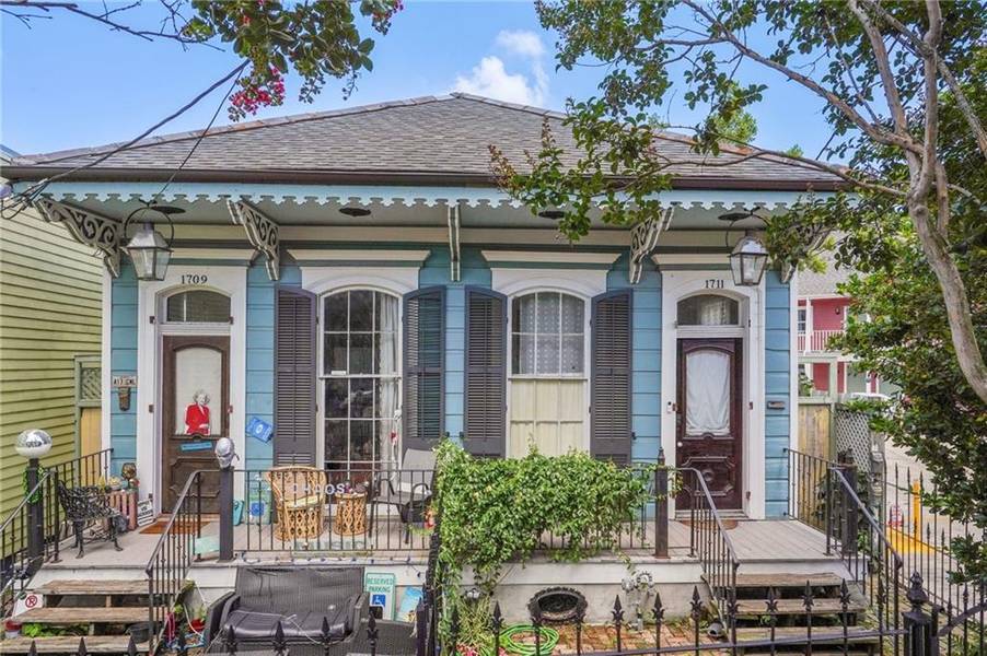 1709-1711 BURGUNDY ST, New Orleans, LA 70116