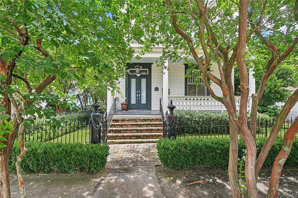 2939 CALHOUN ST, New Orleans, LA 70118