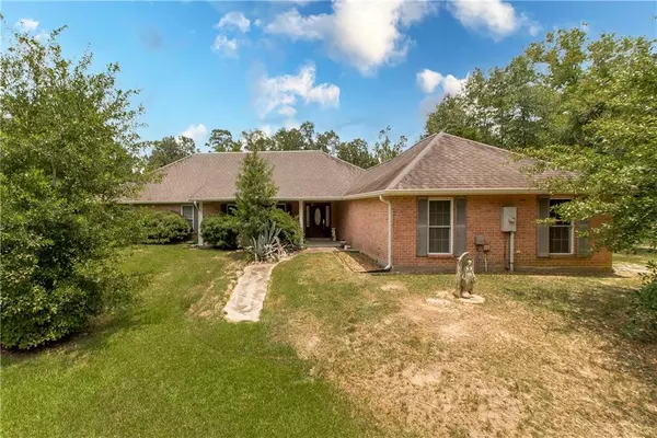 16093 DEBLIN SQ, Hammond, LA 70401
