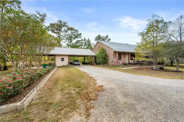 Woodworth, LA 71485,951 HIDDEN RIDGE DR