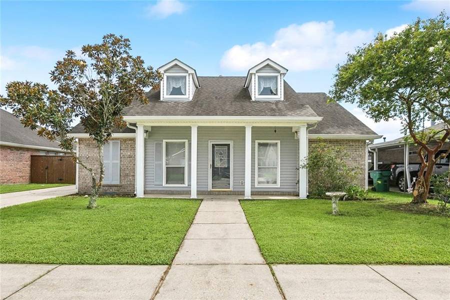 2736 FOLIAGE DR, Marrero, LA 70072