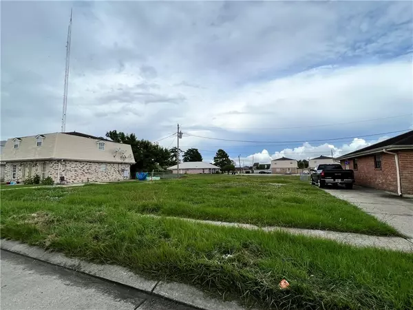 Chalmette, LA 70043,3711-13 RICHELIEU CT