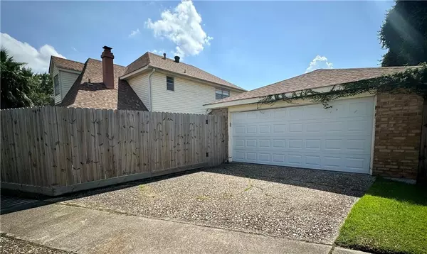 Kenner, LA 70065,22 MADERA CT