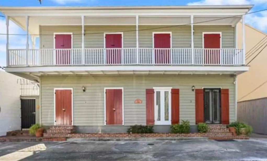 New Orleans, LA 70116,822 TOURO ST #10