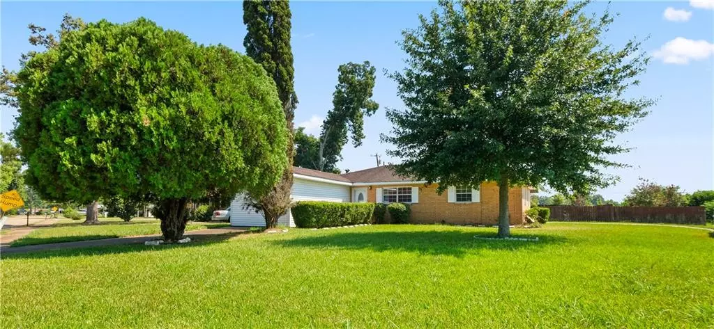 Alexandria, LA 71303,5715 SABINA DR