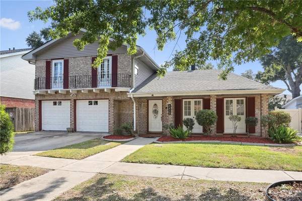 3413 TOLMAS DR, Metairie, LA 70002