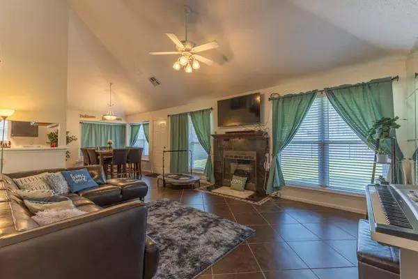 Gretna, LA 70056,3308 MALLARD LN