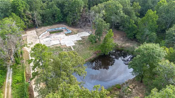 Center Point, LA 71323,904 TYLER CEMETERY RD