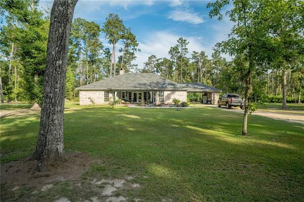 11185 RAGAN LN,  Ponchatoula,  LA 70454