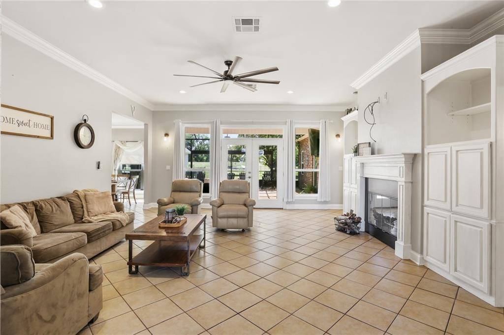 Des Allemands, LA 70030,101 SHAMROCK DR