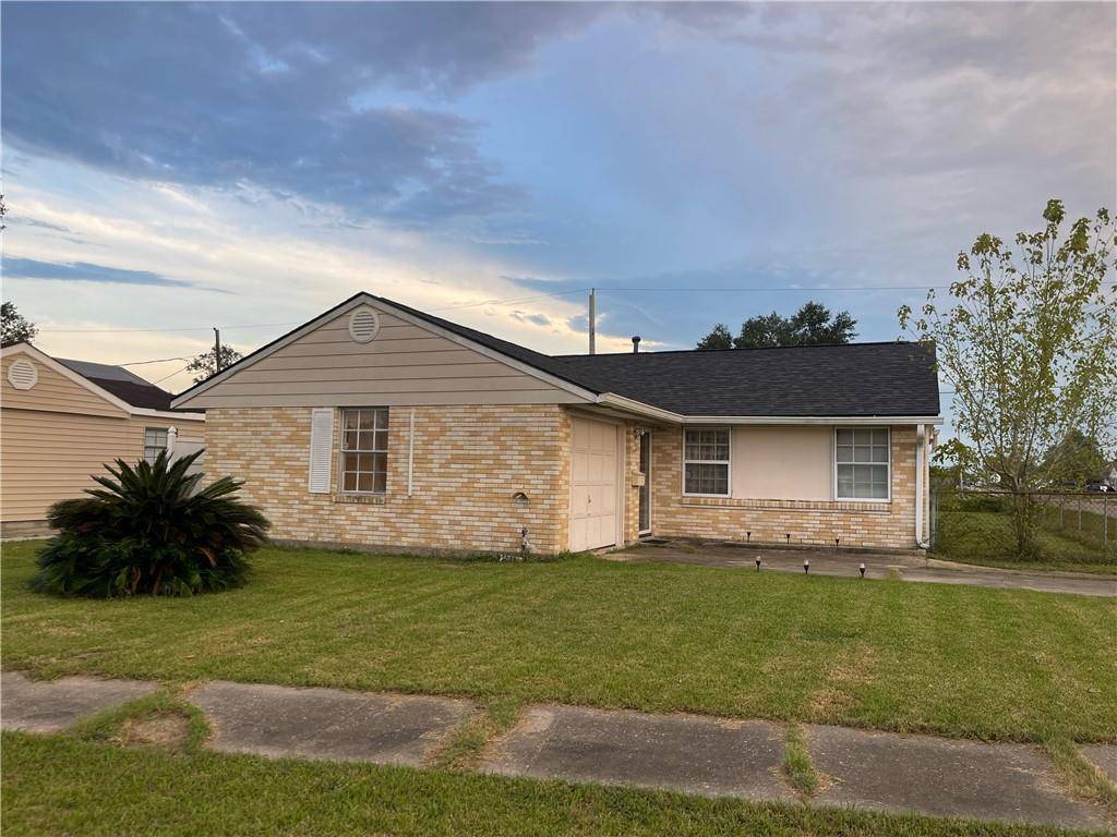 Westwego, LA 70094,181 JULIA DR