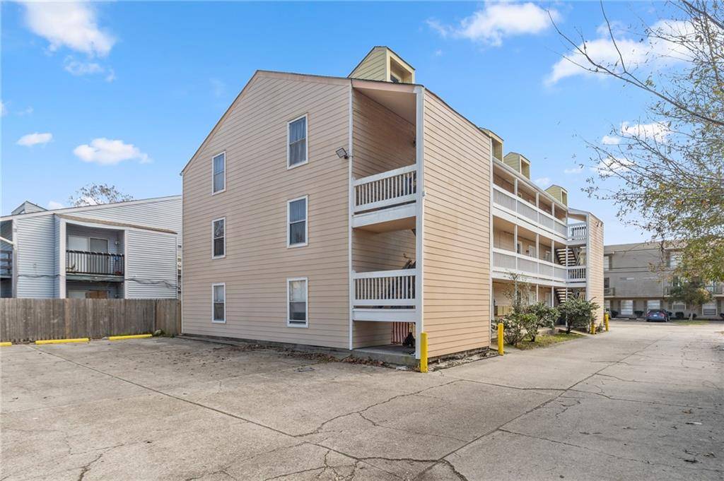 Metairie, LA 70001,4841 ZENITH ST