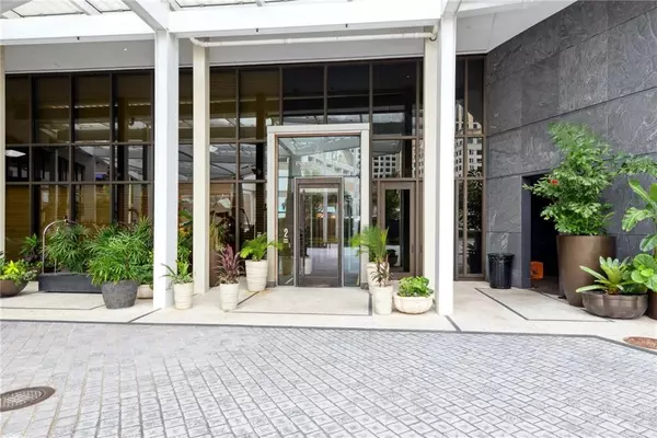 2 CANAL ST #2506, New Orleans, LA 70130