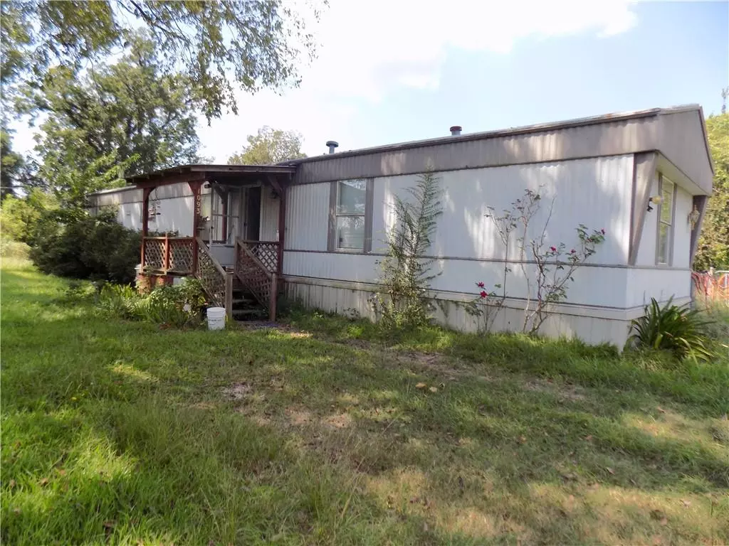 Colfax, LA 71417,1093 YOUNGBLOOD RD